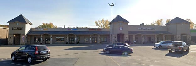 Lee Associates Of Illinois Negotiates A 1 5M Purchase Of 18 600 SF