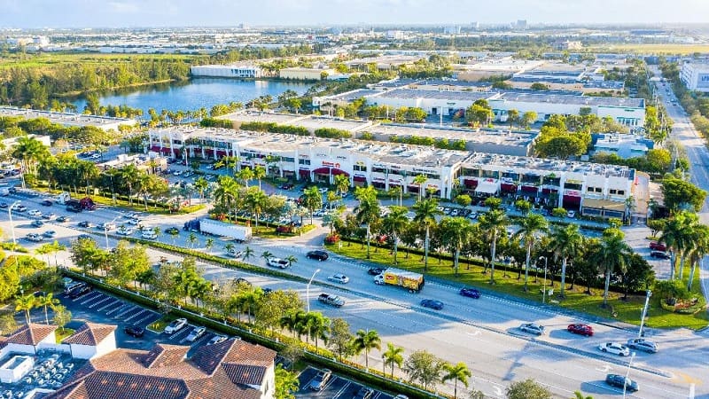 Neighborhood Shopping Center Comes to Market in Suburban Miami | citybiz