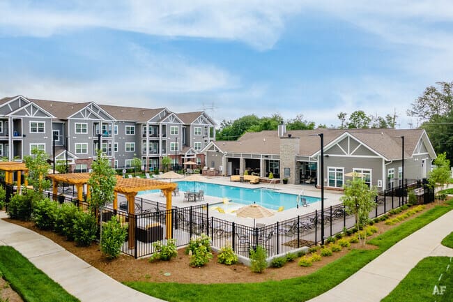 Hamilton Zanze Buys First Multifamily Community in Clarksville | citybiz