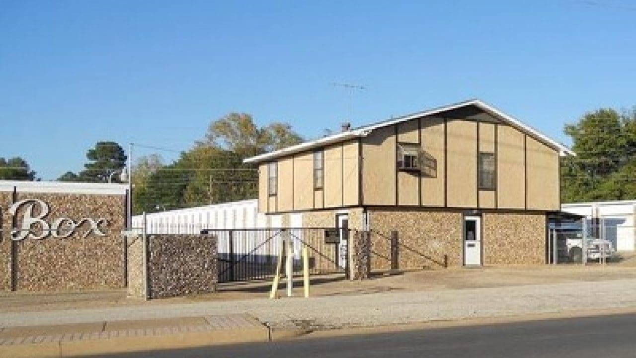 Marcus & Millichap Arranges The Sale Of A 76,814 SF Self-Storage ...