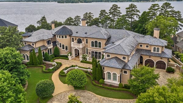 16 Million Lakefront Estate Is Most Expensive Home In Cornelius Citybiz   18019 