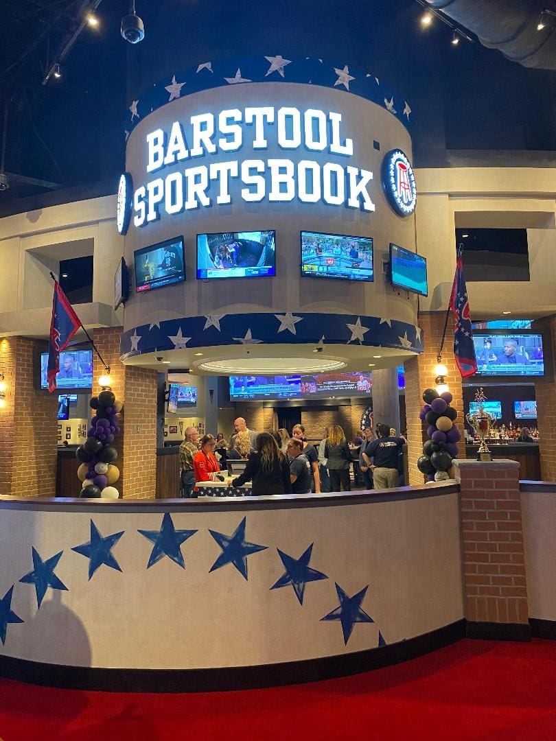 barstool sportsbook ohio hollywood casino