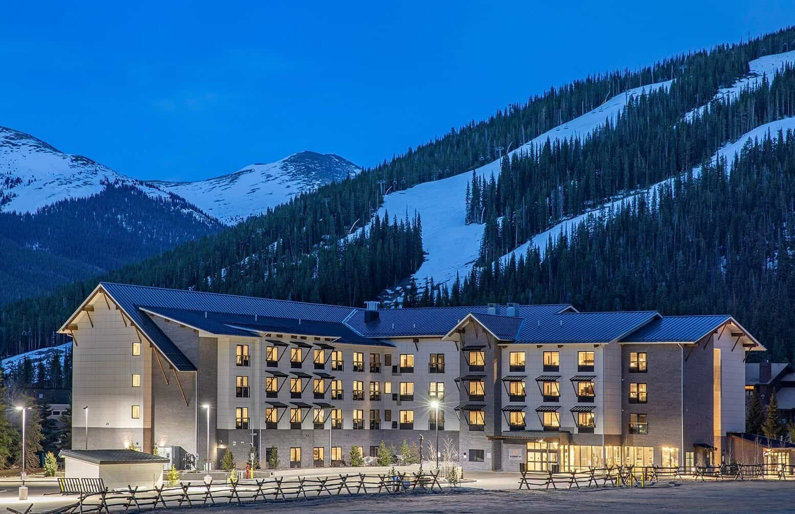 Cambria Hotels Debuts Third Colorado Location In The Heart Of The Rocky