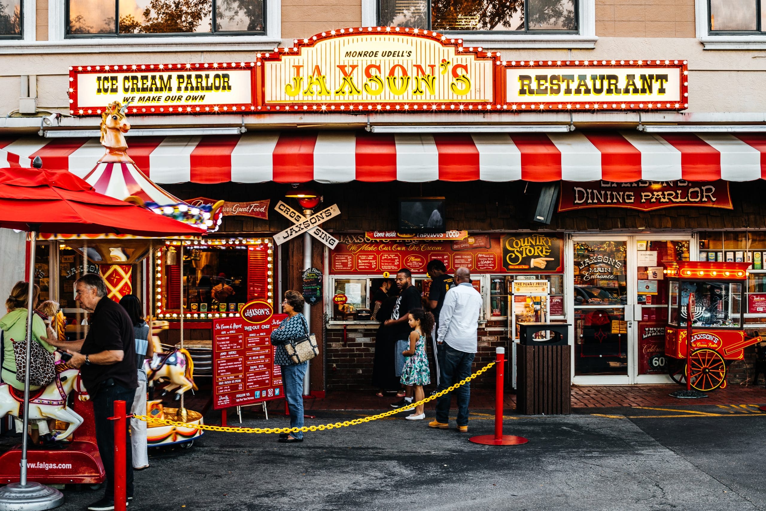 Jaxson's Ice Cream And Parlor Restaurant | Citybiz