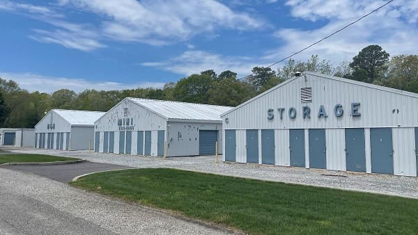 Marcus & Millichap Arranges The Sale Of A 30,475 SF Self-Storage | Citybiz